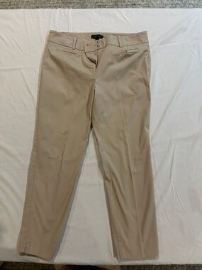 Ann Taylor Beige Cropped Pants